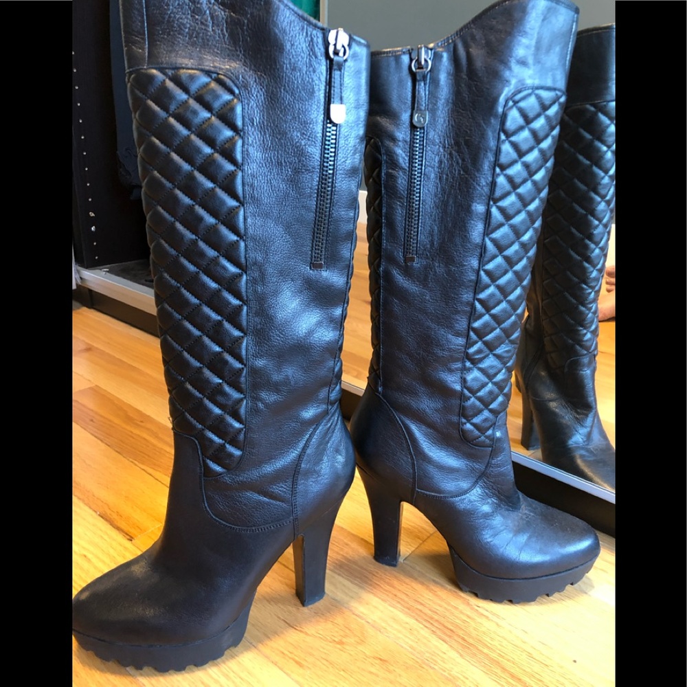 Black Guess Boots size 10 never used